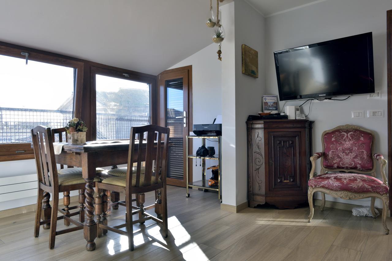 Irex Via Del Corso Private Attico With Jacuzzi Roma Exterior foto